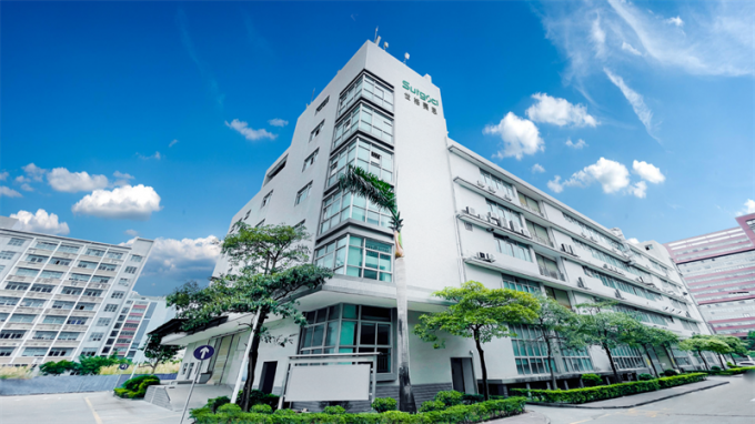 Endoskopik Delinme Kıyafeti Son Derece Mühürlü Valfsiz Tek Kullanımlık Trokar 6